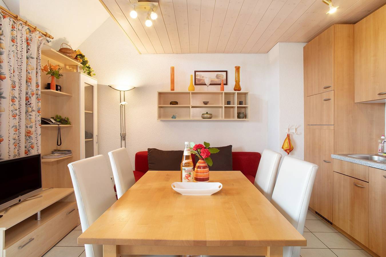 Ganze Wohnung, Maisonette-Ferienwohnung 3, 75 qm, 2 bedrooms, max. 5 people in Lindau, Bayerisch Schwaben