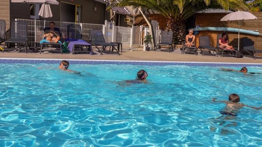 Camping für 4 Personen, mit Kinderpool in Perros-Guirec - 3