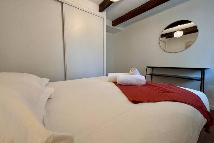 Location de vacances pour 4 personnes, avec jardin à Naves - 2