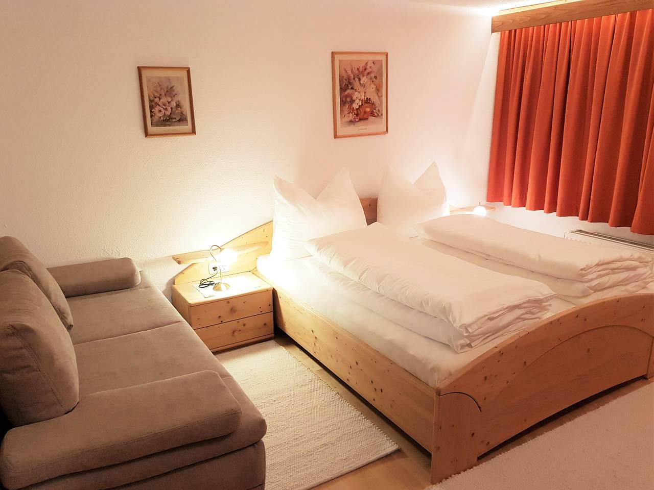 Ganze Ferienwohnung, Appartement 4 mit Balkon in Stubaier Alpen, Mieders