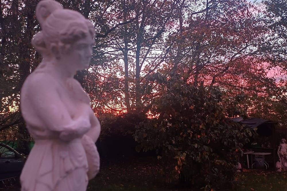 Normandy landing beaches room in Saint-Lô, Saint-Lô region