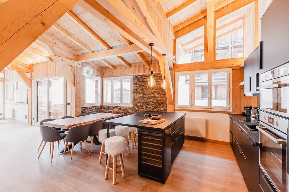 Geheel appartement, Chalet M in Montgenèvre, Briançon en omgeving