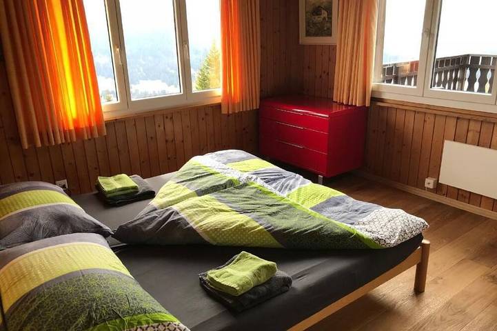 Chalet für 8 Personen, mit Sauna und Garten in der Lenzerheide - 2