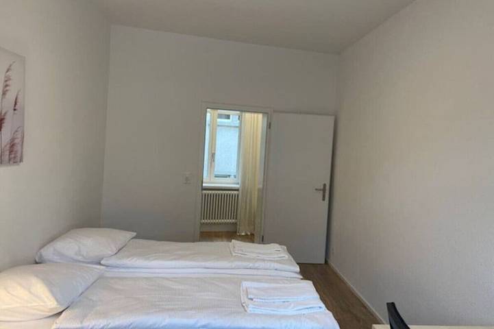 Appartement entier, Super appartement 2Ch proche Paradeplatz (Canal3) in Zurich, District de Zurich