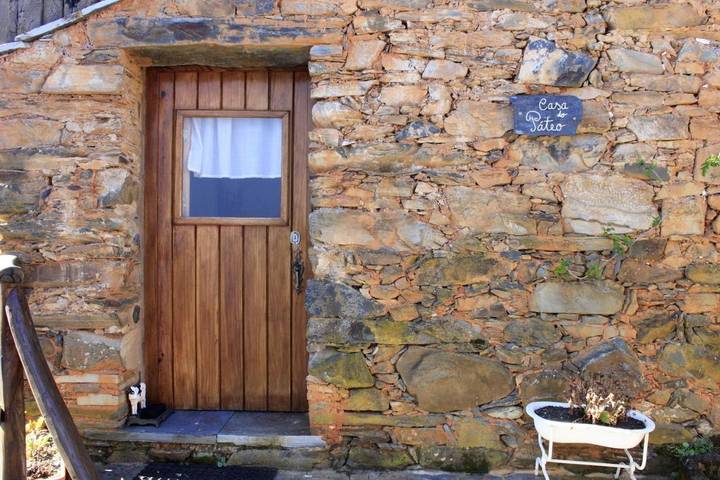 Casa de férias para 2 pessoas, com Varanda e Terraço e ainda Jardim and Piscina em Município de Oleiros