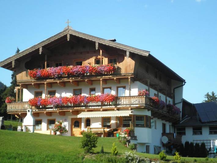B&B für 2 Personen, mit Balkon und Terrasse sowie Garten und Sauna in Kirchberg in Tirol