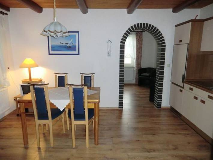 Ferienwohnung für 2 Personen, mit Terrasse und Garten, kinderfreundlich in Holtgast - 4