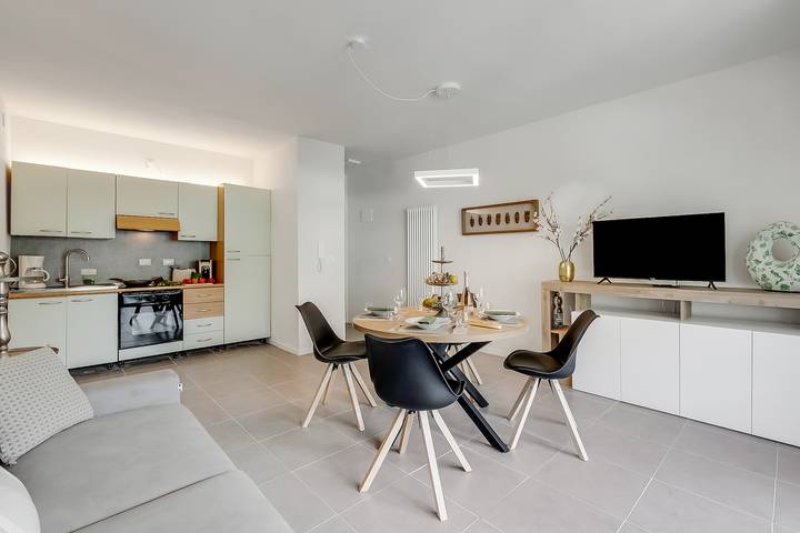 Ferienwohnung für 4 Personen, mit Balkon und Kinderpool sowie Seeblick in Arco - 3