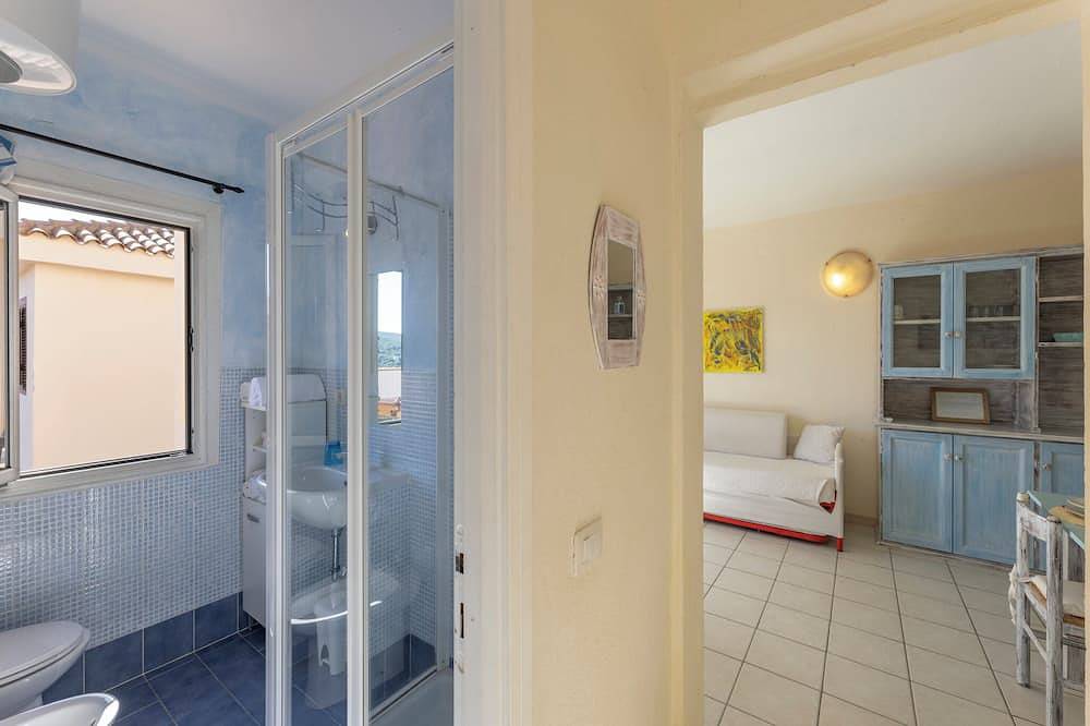 Ganze Wohnung, Entspannung in Strandnähe mit Meerblick in Cala Reale, Costa Smeralda