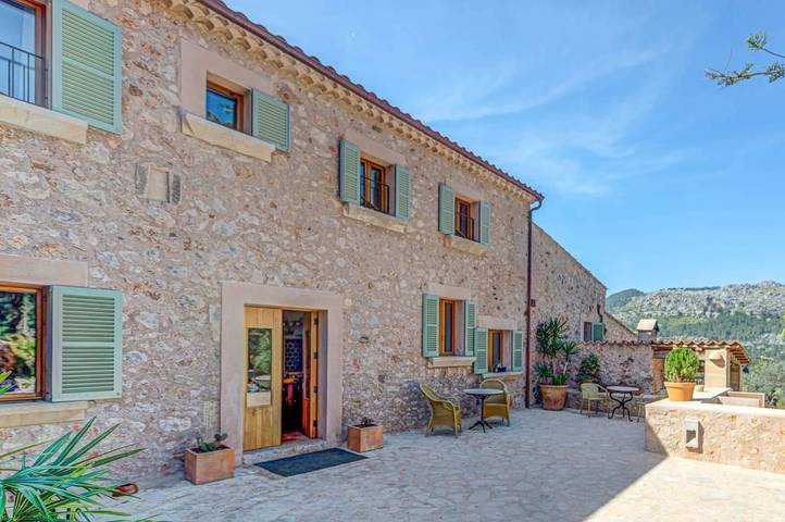 Villa für 12 Personen, mit Balkon und Whirlpool sowie Garten in Pollença - 3