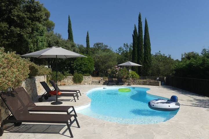 Villa pour 8 personnes, avec jardin, animaux acceptés à Draguignan