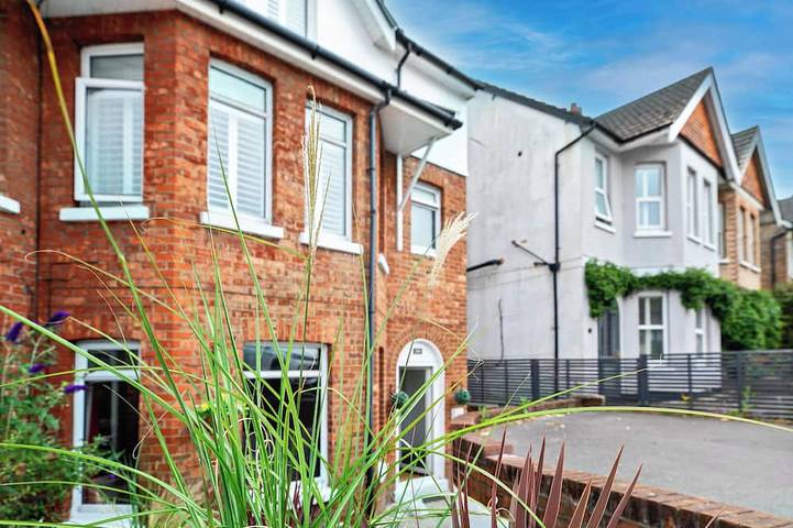 Holiday rental for 13 people, with Terrace and Garden in Poole