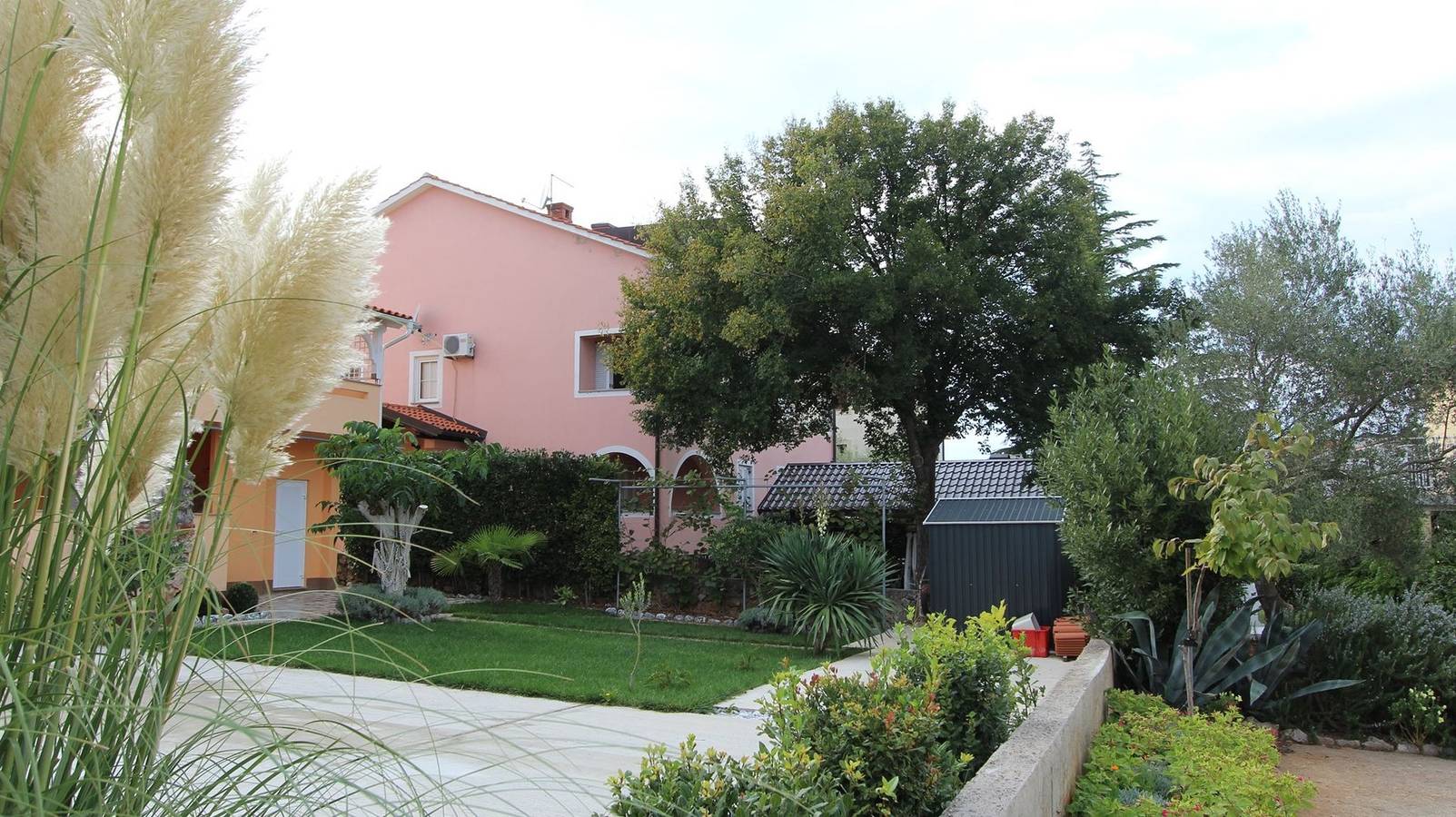 Ganze Wohnung, Ferienwohnung Rolih auf der Insel Krk in Vantacici, Krk