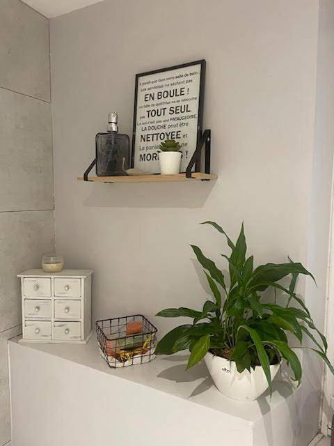Appartement de vacances entier, Double Room with Garden View in Dieue-sur-Meuse, Verdun