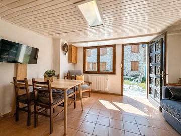Maison de campagne pour 6 personnes, avec balcon et jardin à Osséja