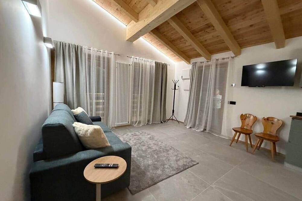 Hel lejlighed, Maison Ginclò in Champoluc, Wallisian Alps