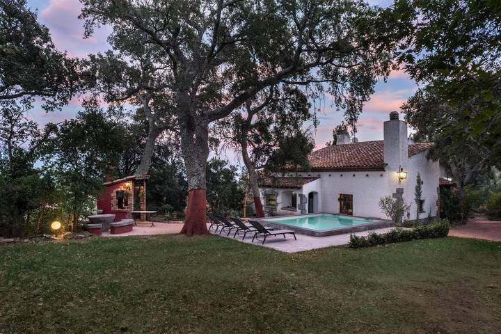 Location de vacances pour 10 personnes, avec jardin et piscine ainsi que sauna et vue à Maçanet de Cabrenys - 4