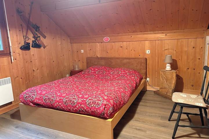 Location de vacances pour 5 personnes, avec terrasse et jardin à Chapelle-des-Bois - 3