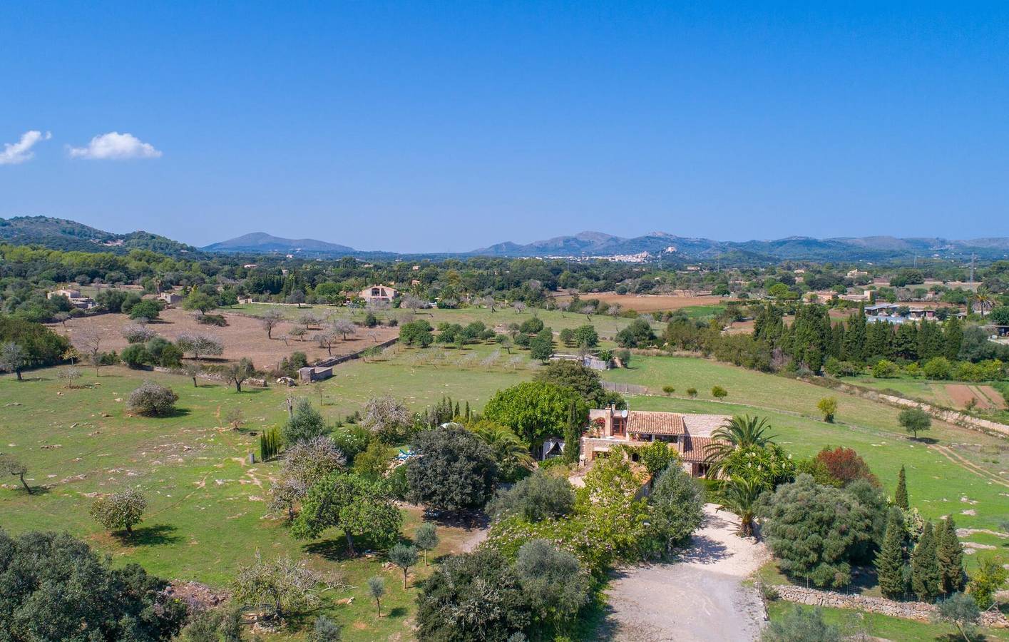 Gemütliche Wohnung mit Terrasse, Pool & WiFi in Artà, Mallorca Osten