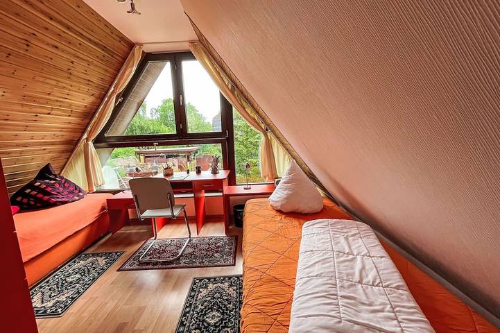 Schönes alleinstehendes Ferienhaus für 4 Gäste mit  W-Lan, TV und Terrasse in Mesekenhagen, Vorpommern Greifswald