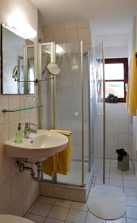 Ganze Wohnung, Jakobsturm Ferien im Turm - Ferienwohnung Jakobsturm (73qm) genießen und entspannen auf 4 Etagen in Röttingen, Taubertal