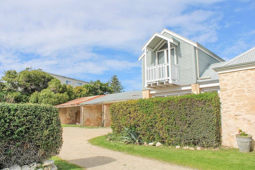 Kriterium Cottage - 1 Bagot Street in Robe, South Australia