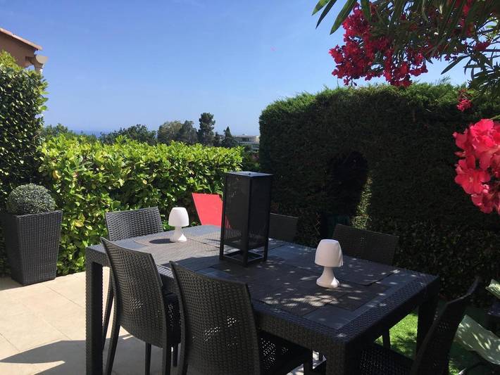 Ferienhaus mit Meerblick für 5 Personen, mit Pool und Ausblick sowie Garten in Nizza - 2