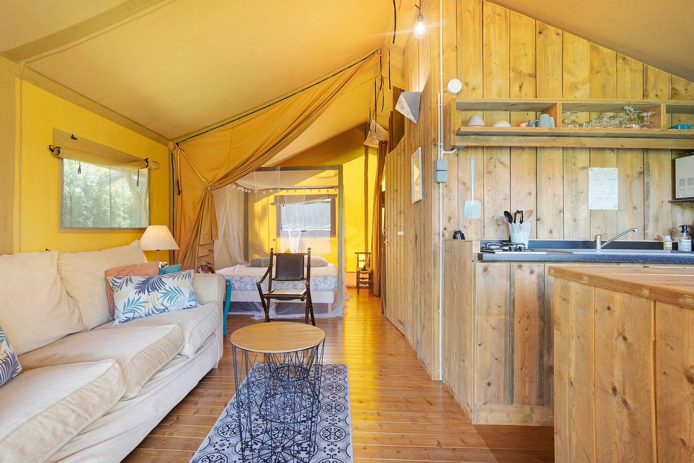 Lodge “La Forêt” in the Heart of Périgord – Comfort and Relaxation for Families in Saint-Sauveur (Dordogne), Périgord Pourpre
