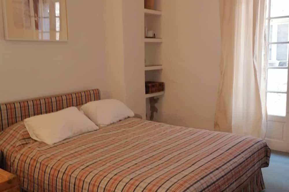 5-person house in a charming Haut Var village in Ampus, Draguignan Region