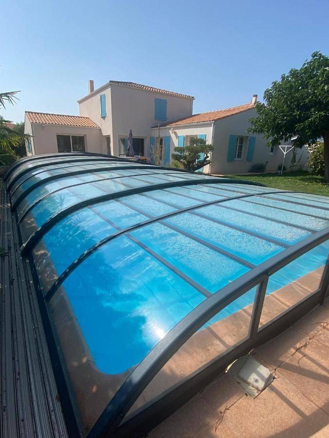 Chalet para 6 personas, con vistas además de piscina y terraza - 1