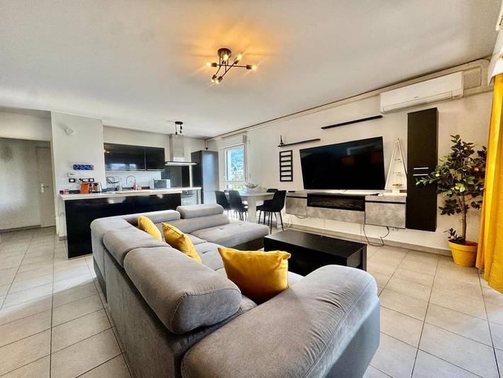 Gîte pour 6 personnes, avec terrasse dans Bowling Acropolis Nice - 3