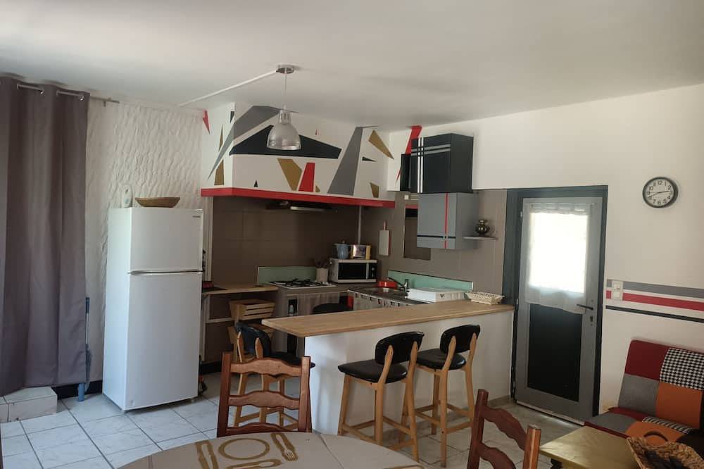 Apartamento entero, Apartment with garden in a farmhouse in Montesquieu-des-Albères, Región Céret