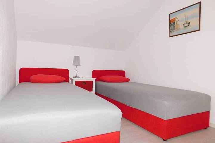 Ganze Wohnung, 3-Zimmer-Ferienwohnung mit Klima Povlja, Brac in Povlja, Brac