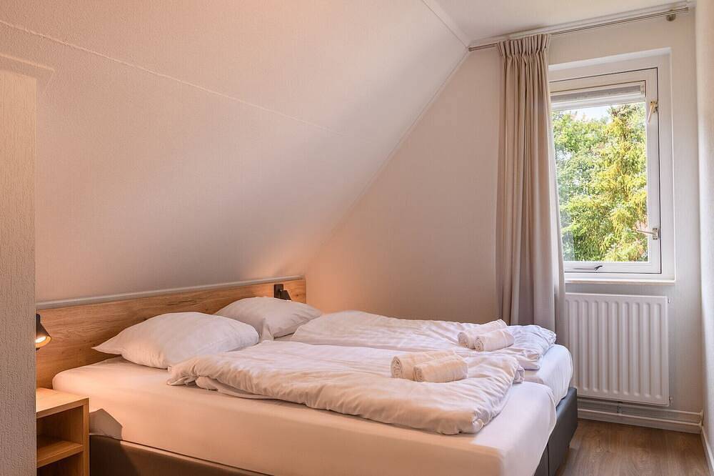 Comfortable bungalow for 4 persons in Diessen, Nordbrabant
