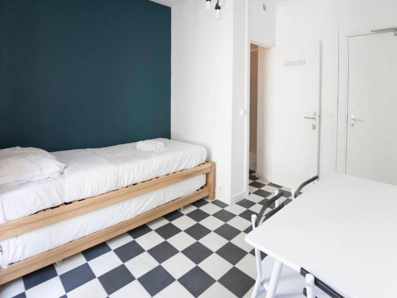 Ganze Wohnung, Zimmer mit Badezimmer in Paris, Ile de France