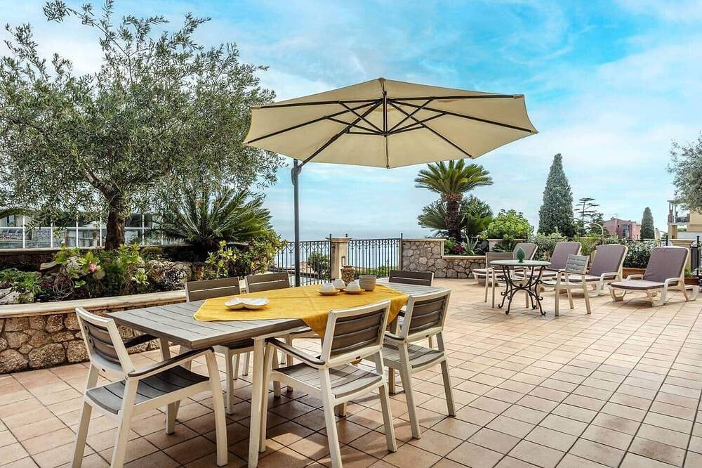 Appartamento intero, [Casa Pirandello] - Villa Maremonti Taormina in Taormina, Provincia di Messina