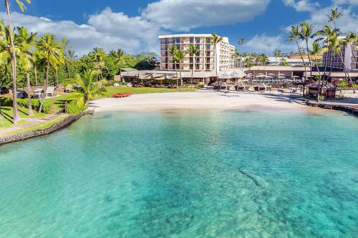 Hôtel pour 4 personnes, avec piscine ainsi que jardin et jacuzzi