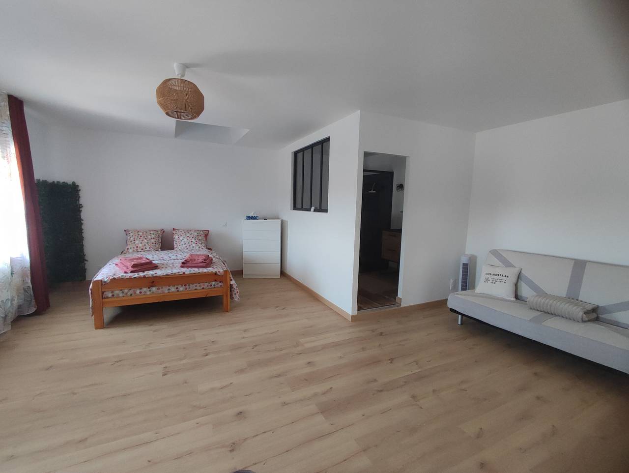 Monolocale intero, Monolocale "Le 1864" con giardino privato e Wi-Fi in Courbillac, Charente