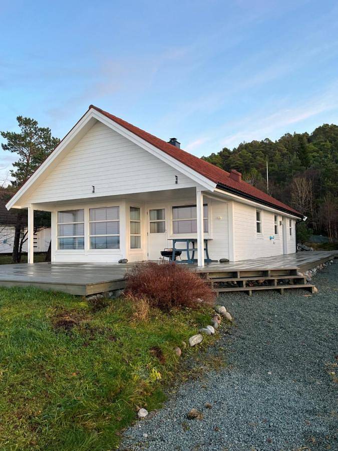 Lysøysund, Lysesund, Bjugn, Ørland, Fosen, 4 soverom, 8 gjester in Bjugn