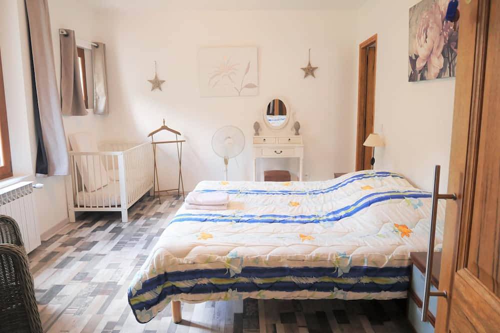 Welcome to Lougissoun, group gîte in the heart of Provence in Entrecasteaux, Región Brignoles