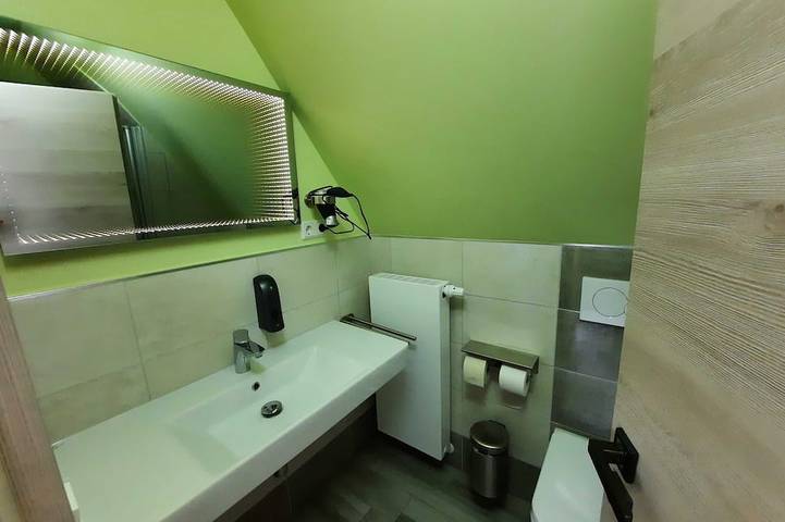 Wohnwagen für 3 Personen in Brandenburg - 4