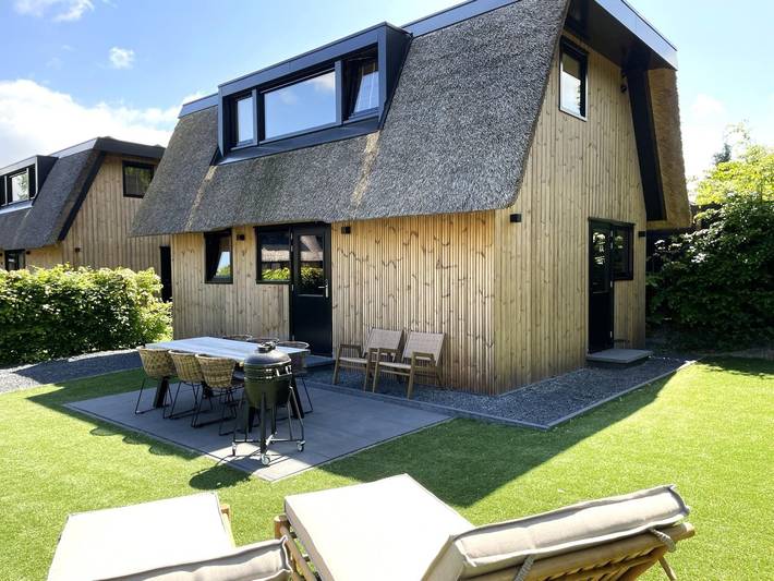 Ferienhaus für 6 Personen, mit Terrasse und Garten in Schoorl