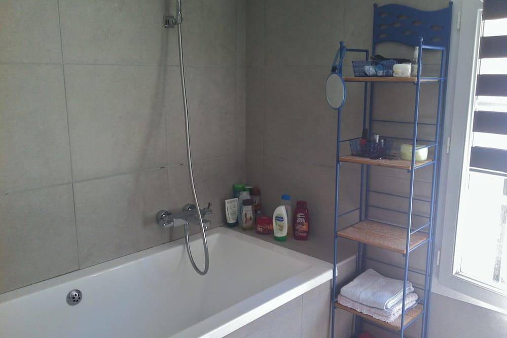 Appartement entier, En surplomb du Vieux Port de Bastia in Bastia, Cap Corse