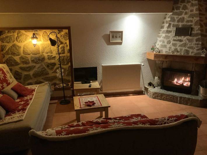 Gîte pour 4 personnes, avec terrasse - 1