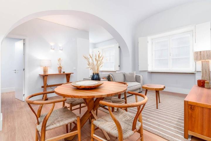 Aparthotel para 6 pessoas, com piscina e terraço em Évora