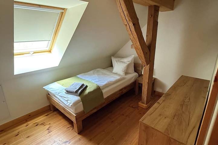 Ganze Wohnung, Wunderschöne Dachgeschosswohnung mit Seeblick in Rheinsberger See, Rheinsberg