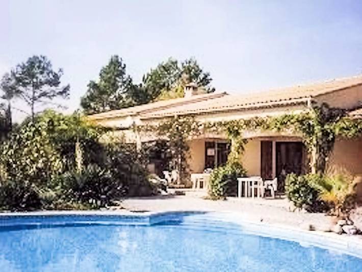 Location de vacances pour 5 personnes à Les Arcs (Var)