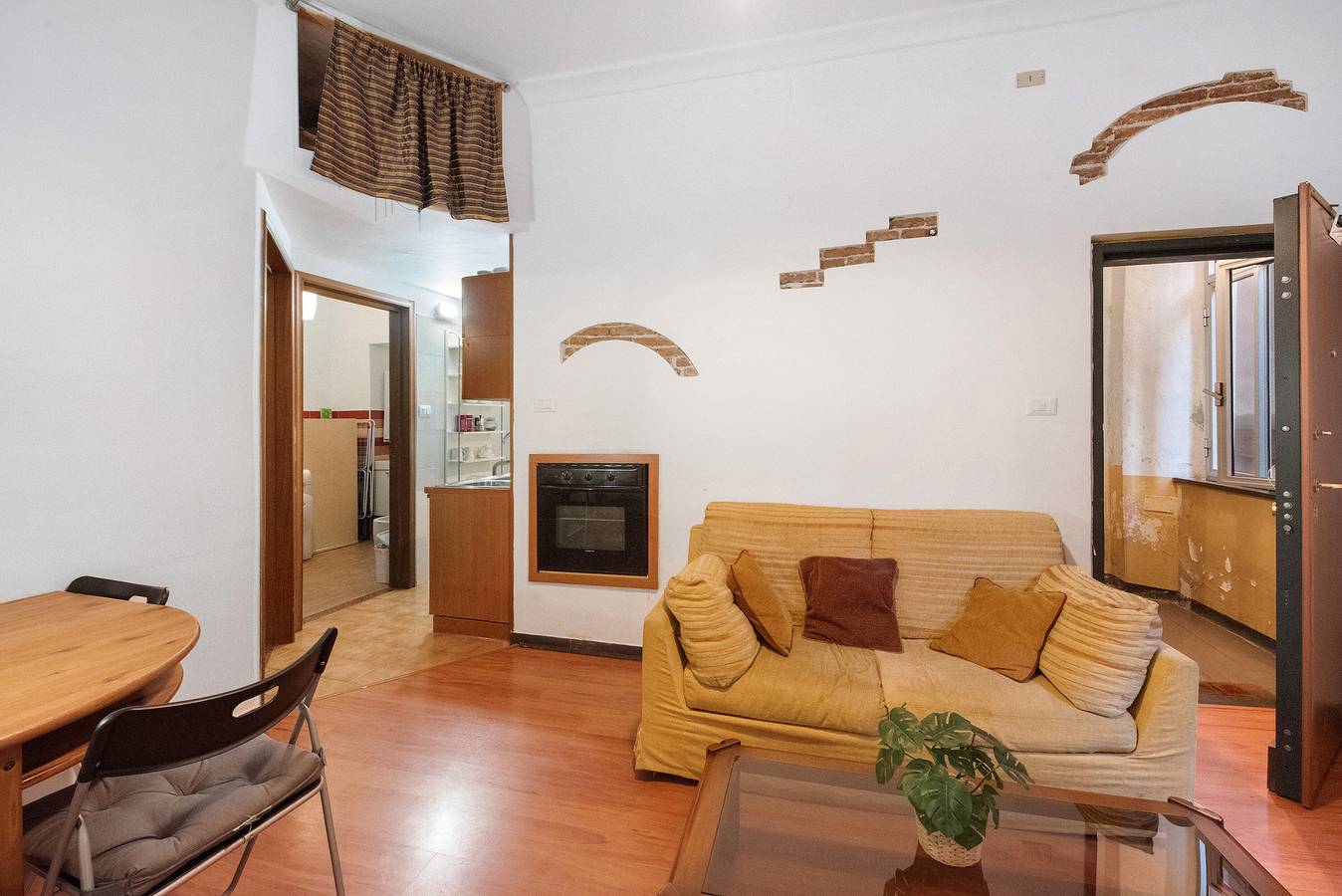 Ganze Wohnung, Apartment 'Flat im Herzen des Zentrums' mit Wlan und Klimaanlage in Genua (Stadt), Genua