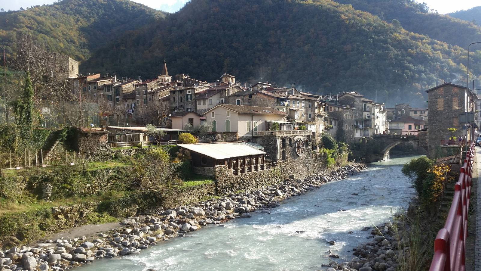 Casa Pietra in Isolabona, Alpes Ligures