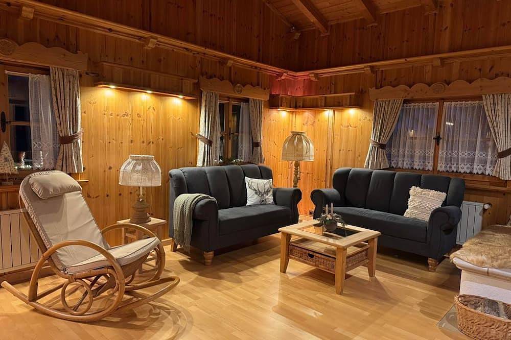 Ganze Wohnung, Chalet Zillertal, Deutschland in Hausen (Wied), Mittelrhein